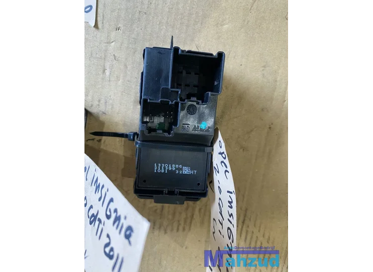 opel-insignia-raam-schakelaar-achter-voor