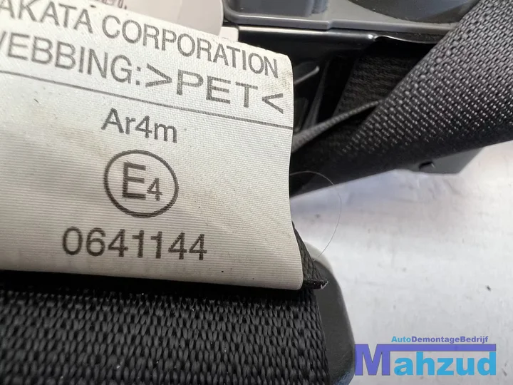 mitsubishi-outlander-phev-achter-rechts-gordel-2015 — foto 4