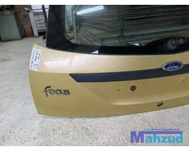 ford-focus-1-geel-s9-achterklep-19982004 — foto 4
