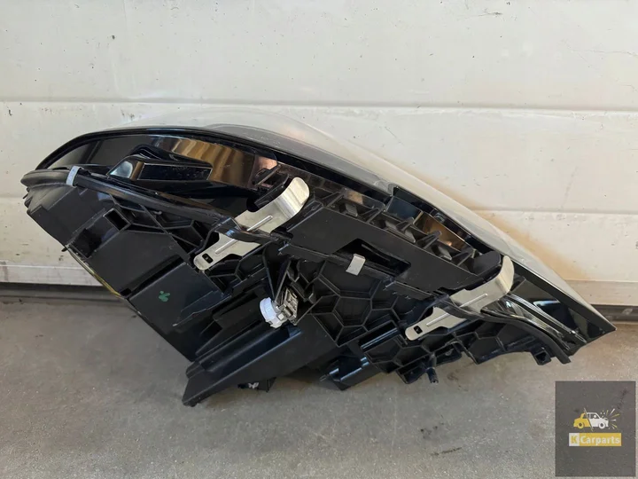 5a25273-bmw-g20-g21-laser-schaduw-lamp-links-rechts — foto 8