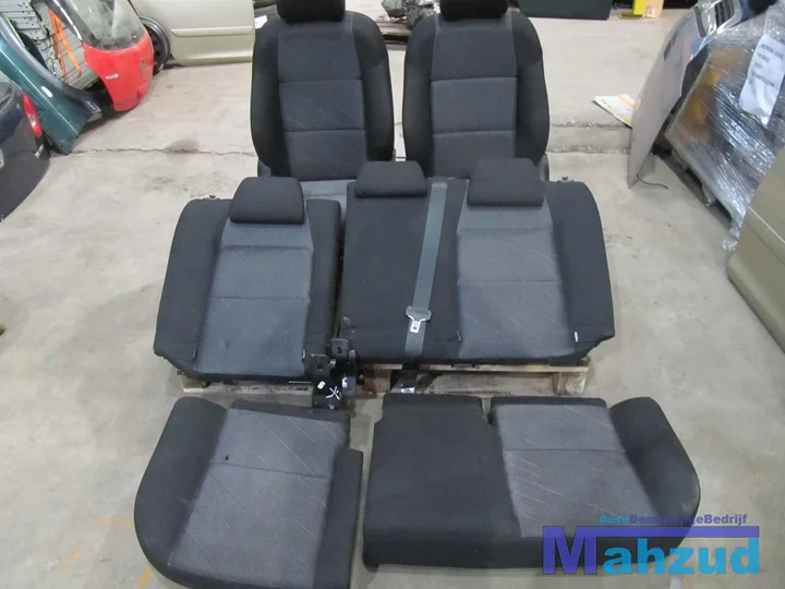 peugeot-207-compleet-interieur-5-deurs-zwart-grijs — foto 4