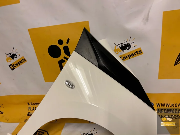 toyota-aygo-spatbord-rechts-voor-068-schade-vrij — foto 5