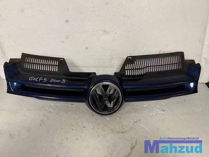 vw-golf-5-blauw-ld5q-grille-20032009 — foto 2