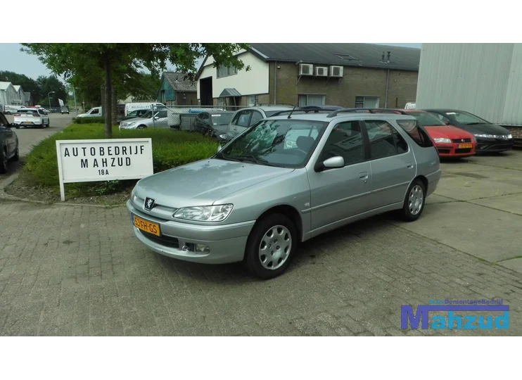 PEUGEOT 306 STATION COMPLEET INTERIEUR BLAUW