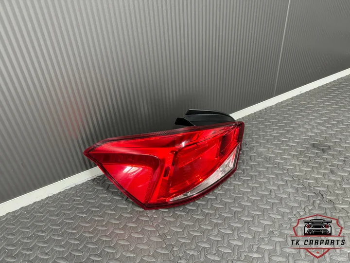 seat-ibiza-6f-links-achterlicht-6f0945095h — foto 2