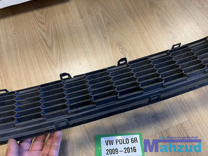 vw-polo-6r-voorbumper-bumper-rooster-20092016 — foto 3
