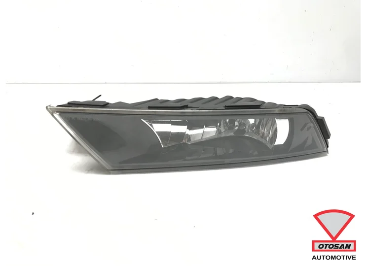Skoda Superb 2015-2018 Mistlamp Links Voor 3V0941699