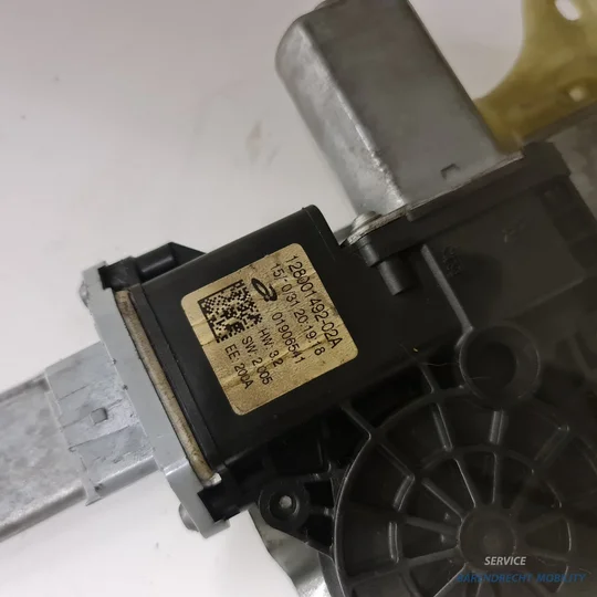 renault-clio-iv-raam-mechanisme-motor-met-module-ruit-mechaniek-links-voor-lv-origineel-nette-staat-gebruikt-2012-2013-2014-2015-2016-2017-2018-2019-2020-barendrecht-mobility-service — foto 9