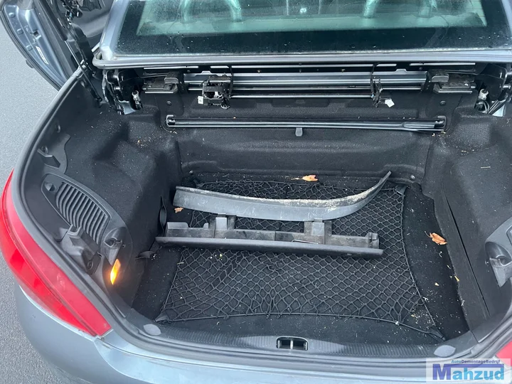2007-peugeot-207cc-16-16v-grijs-onderdelen-demontage — foto 19