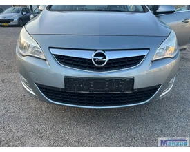 opel-astra-j-grijs-z179-voorbumper-2009-2015