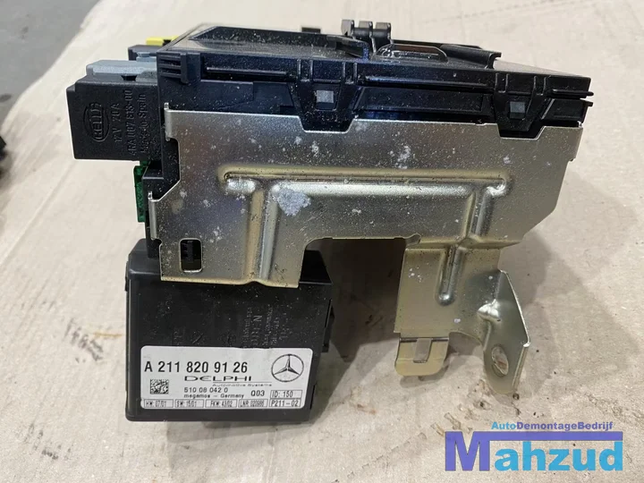 mercedes-clk-w209-18-zekeringkast-bodycontrol-2095450101 — foto 3