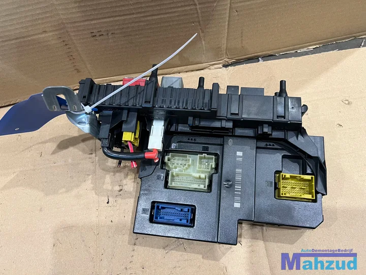 mercedes-c-klasse-w204-18-sam-module-achter-2045457001 — foto 3