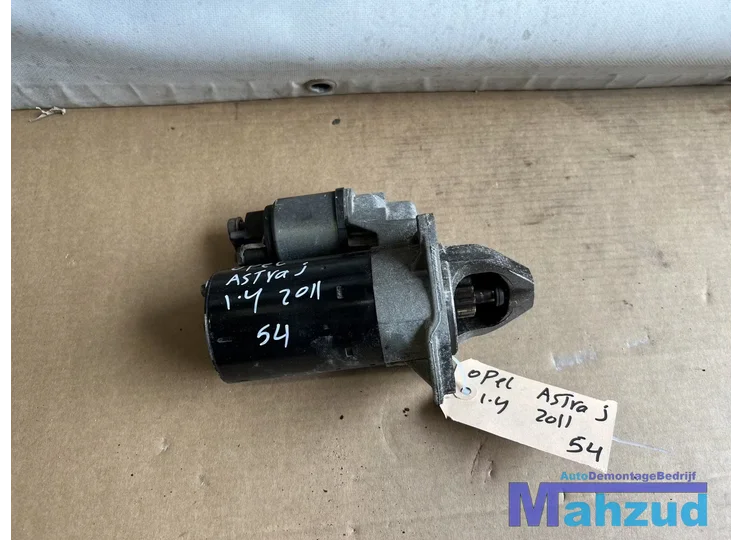 OPEL ASTRA J 1.4 Startmotor 0001107522 bosch / corsa E adam