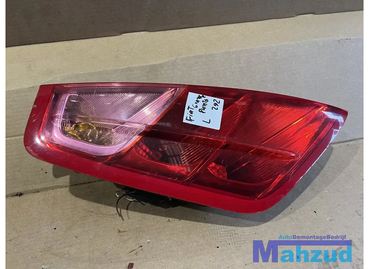 FIAT GRANDE PUNTO 199 links achterlicht left backlght