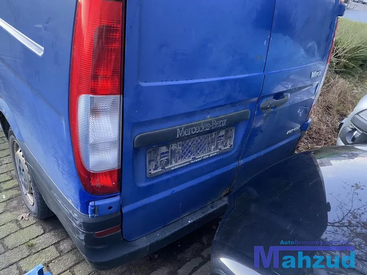 mercedes-vito-w639-blauw-links-achter-deur-20032011 — foto 2
