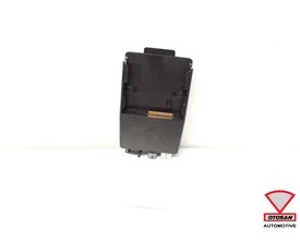 mercedes-c-klasse-w204-becker-module-houder-a1728100011