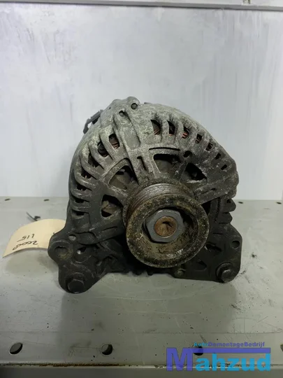 vw-ag-golf-5-16-fsi-110a-dynamo-03c903023b — foto 4