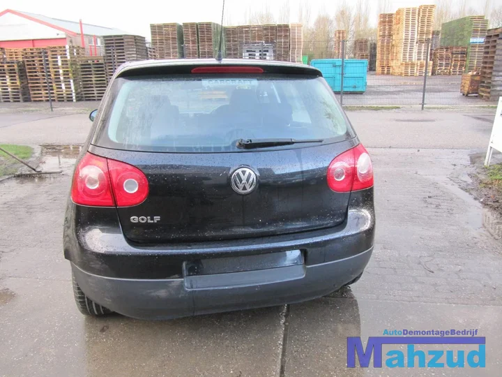 2008-volkswagen-golf-5-14-16v-demontage-sloop-120 — foto 5