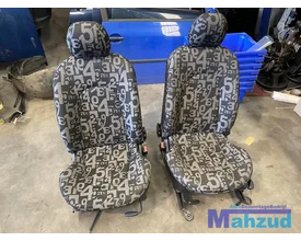 ford-ka-zwart-limited-interieur-1996-2008