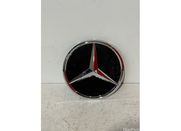 Emblème Mercedes Classe A W177 CLA W118 A0008880400