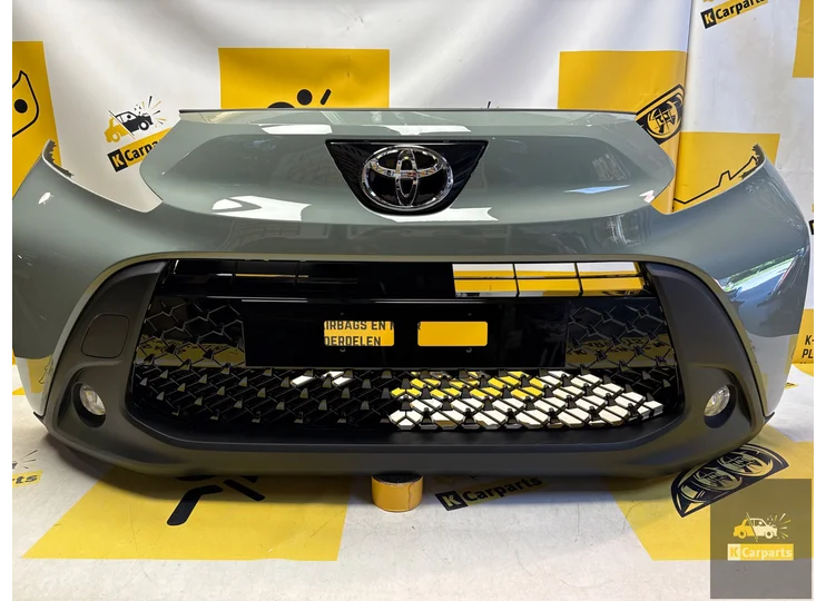 Toyota Aygo X Voorbumper origineel Compleet 52119-OH19 nieuw