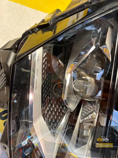 skoda-kamiq-koplamp-655941015c-full-led-crystal-lighting — foto 2