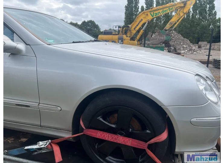 MERCEDES CLK W209 Silber 774 rechter vorderer Kotflügel 2002-2009