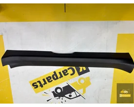 toyota-aygo-x-dorpelbekleding-voorzijde-679130h010