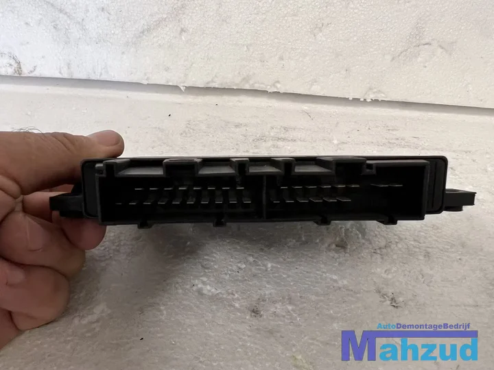 mercedes-cls-c219-pdc-module-parkeersensor-computer-a2195450332 — foto 2