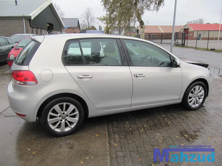 2012-volkswagen-golf-6-16-tdi-demontage-sloop-124 — foto 5