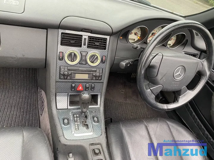 1999-mercedes-slk-r170-23-kompressor-onderdelen-zilver-744 — foto 31