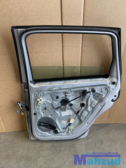 volkswagen-polo-9n-zilver-la7w-rechts-achter-deur-portier — foto 5