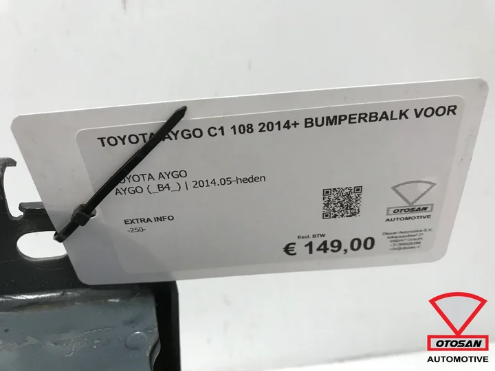 toyota-aygo-c1-108-2014-bumperbalk-balk-voor-origineel — foto 2