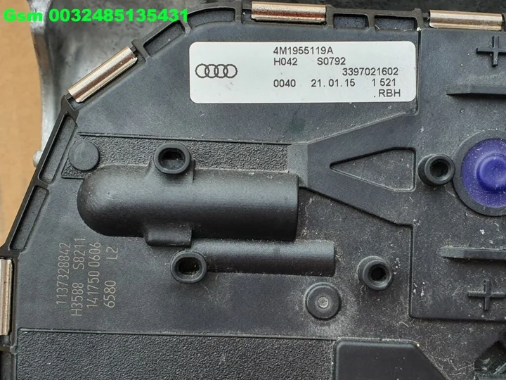 4m1955023b-4m1955119a-ruitenwis-q7-ruitenwisser-mechaniek-q7 — foto 8