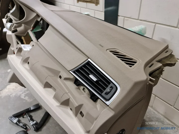 airbagset-bmw-f07-5-serie-gran-turismo-gt-beige-dashboard-stuur-airbag-gordel-set-2009-2017 — foto 10