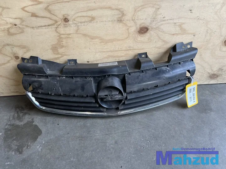 opel-zafira-b-grille-20042010