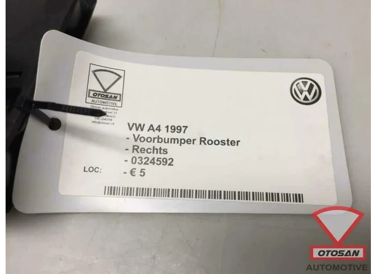 Audi A4 1997 Voorbumper Rooster Rechts Nieuw! 0324592