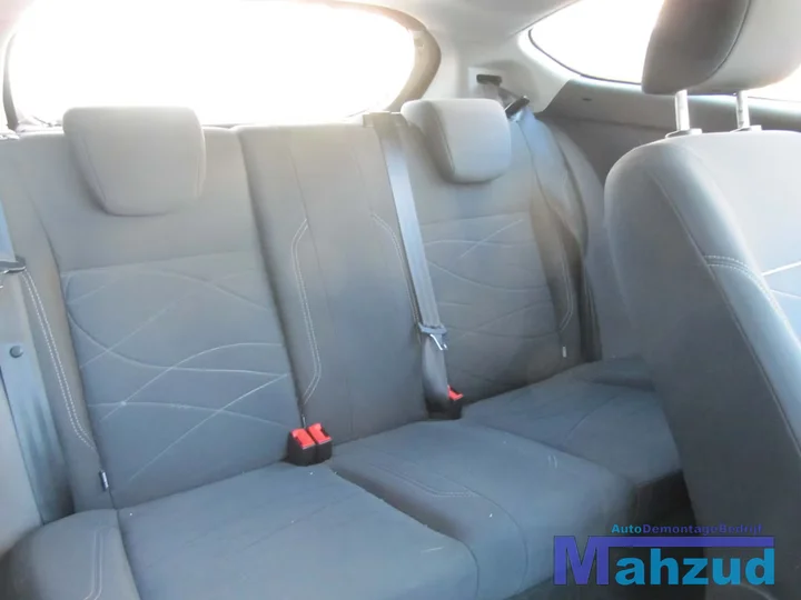 2014-ford-fiesta-6-12-125-benzine-demontage-sloop-181 — foto 8