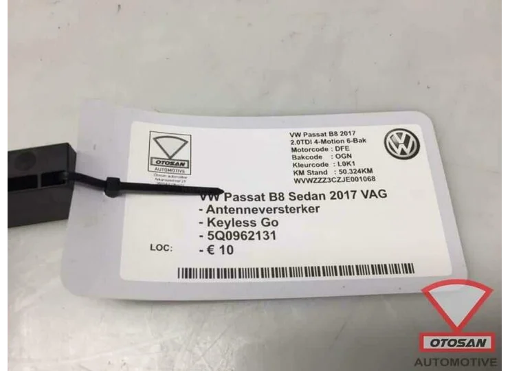 VW Passat B8 2017 VAG Antenne Versterker Keyless 5Q0962131
