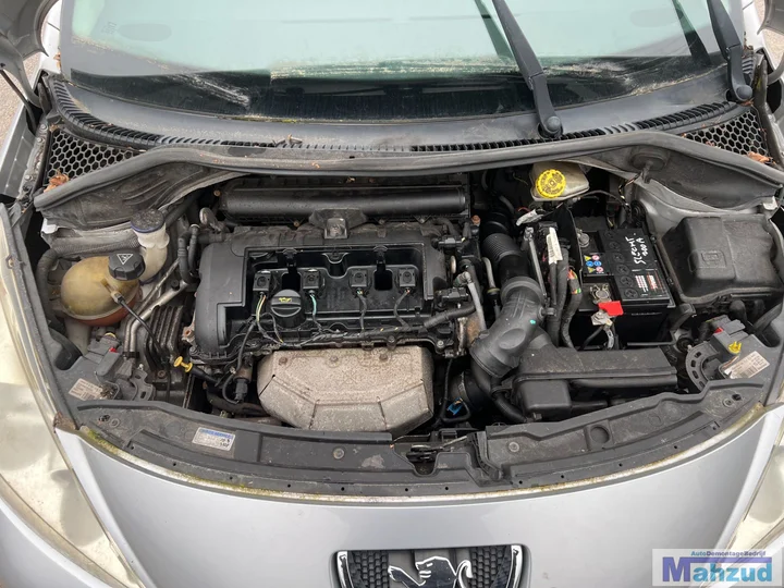 peugeot-207-14-16v-zilver-ezrc-demontage-sloop-onderdelen — foto 27