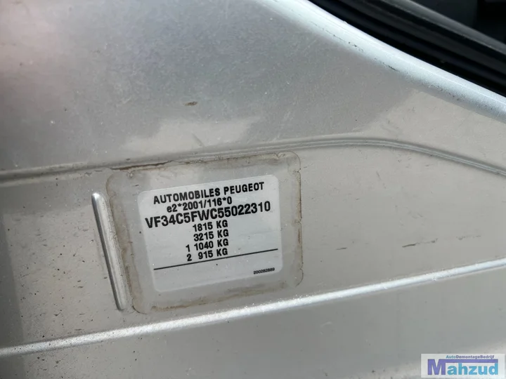 peugeot-308-1-16-16v-eps-zilver-ezrc-demontage-sloop-onderdelen — foto 8