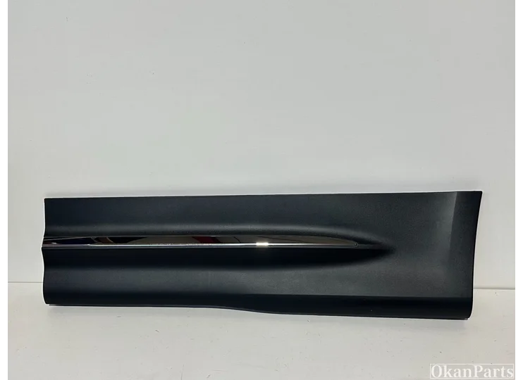 Moulure de porte gauche Mercedes GLB X247 gauche A2477370600