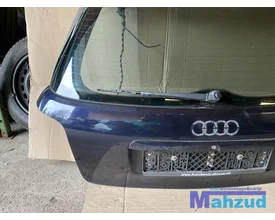 audi-a4-b5-avant-blauw-lz5l-achterklep-1994-02 — foto 3