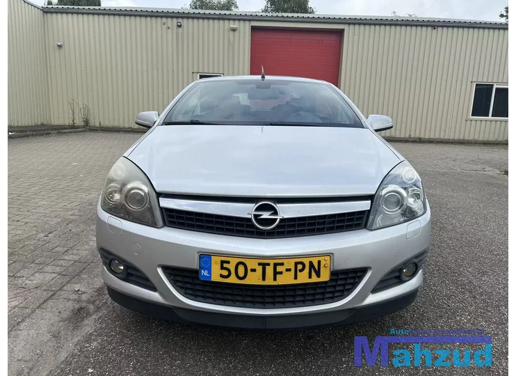 OPEL ASTRA H Twintop grille 2005-2010