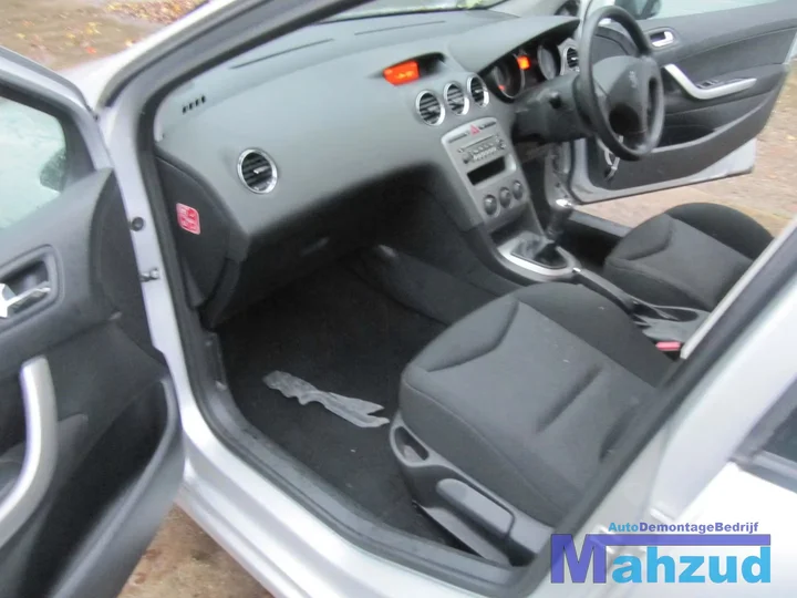 2010-peugeot-308-16-16v-vti-demontage-sloop-229 — foto 13