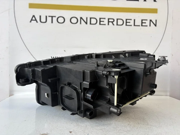 audi-q4-etron-vol-led-koplamp-rechts-89a941034d — foto 7
