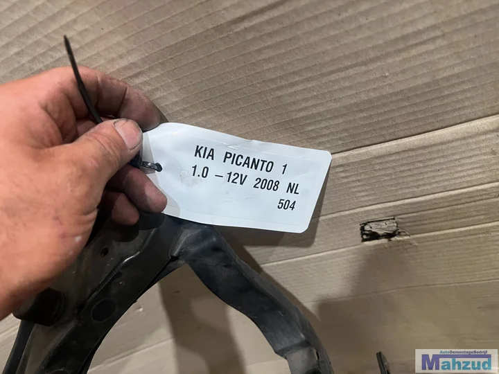 kia-picanto-1-10-front-bumperbalk-voor-20042011 — foto 3