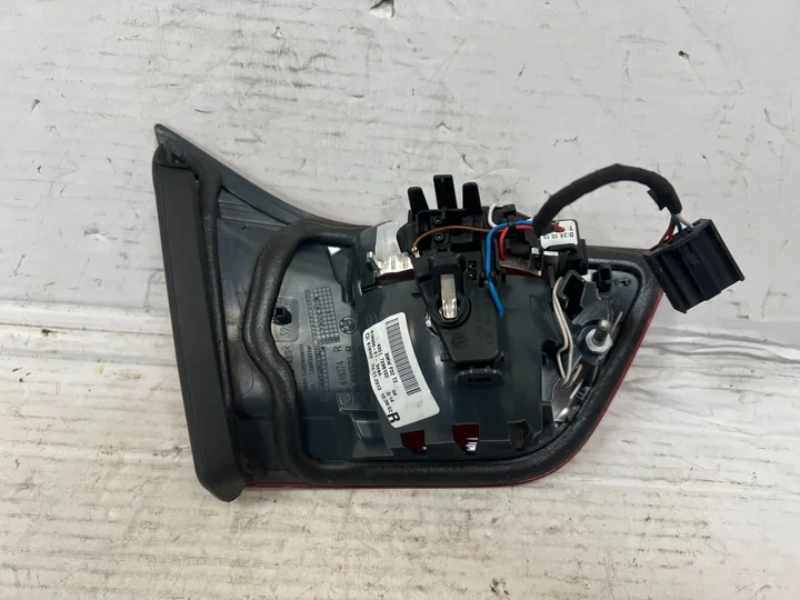 bmw-4-serie-f32-rechts-binnen-achterlicht-63217296102 — foto 3