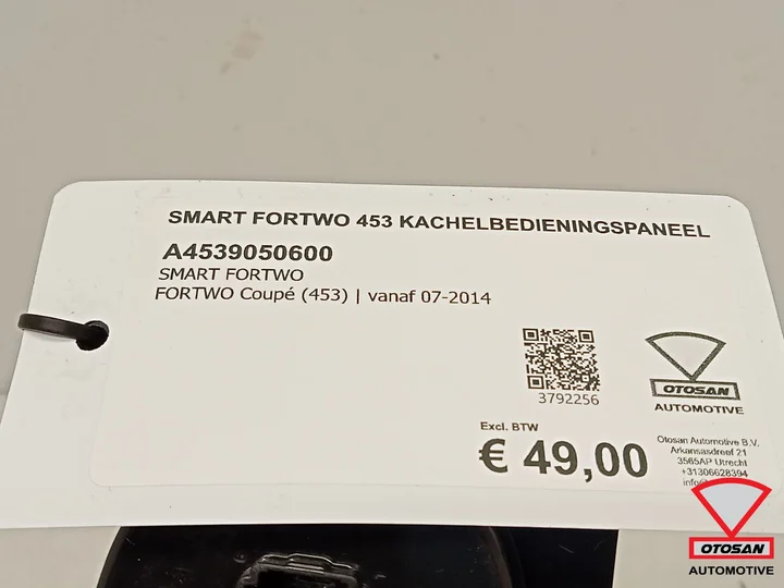 smart-fortwo-453-2015-kachelbedieningspaneel-a4539050600 — foto 4