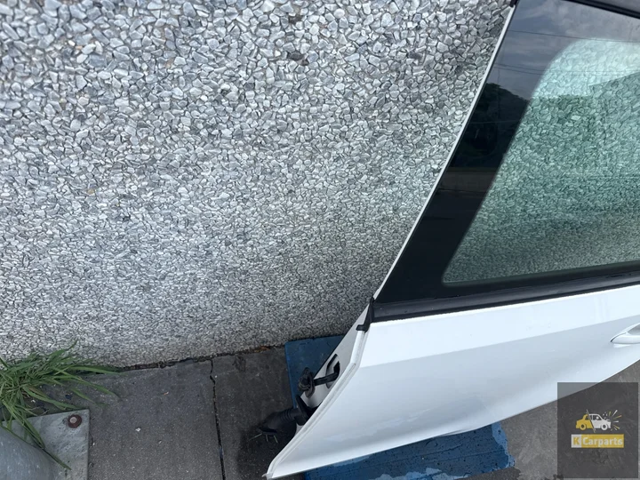 portier-volkswagen-vw-up-links-achterdeur — foto 2